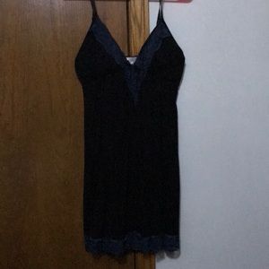 Woman silk sleepwear